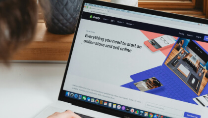 10 eCommerce Mistakes Costing You Sales in 2026
